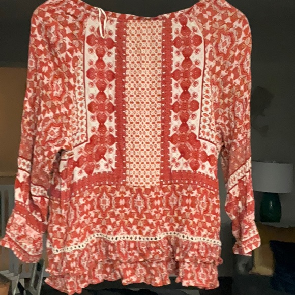 Blue Rain Women's Red BOHO embroidered blouse size (L) V-neck Long Sleeve - Picture 4 of 4